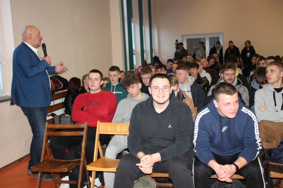 Powiat sztumski. Nie bądź obojętny – lekcja na temat tolerancji, mowy nienawiści i antysemityzmu.