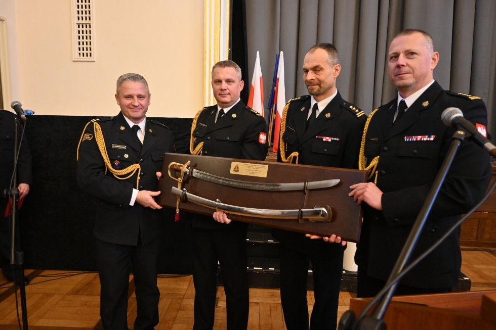 Nowy Dwór Gdański. Komendant mł. bryg. Hubert Grzesiowski zakończył służbę w straży pożarnej.