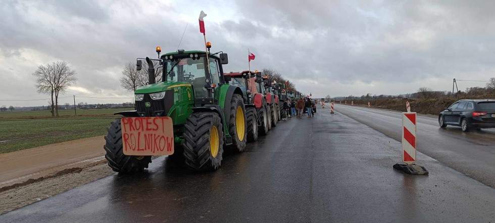 Ogólnoeuropejski Protest Rolników - tak było na DK22 w miejscowości Kończewice. Wideo i zdjęcia