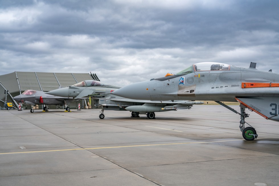 Malbork. Air Policing - włoskie Eurofighter Typhoon zastąpią F-35.