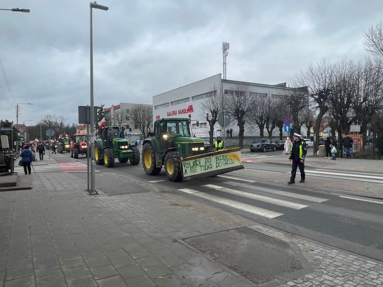 Sztum. Protest rolników i pikieta przed Starostwem.
