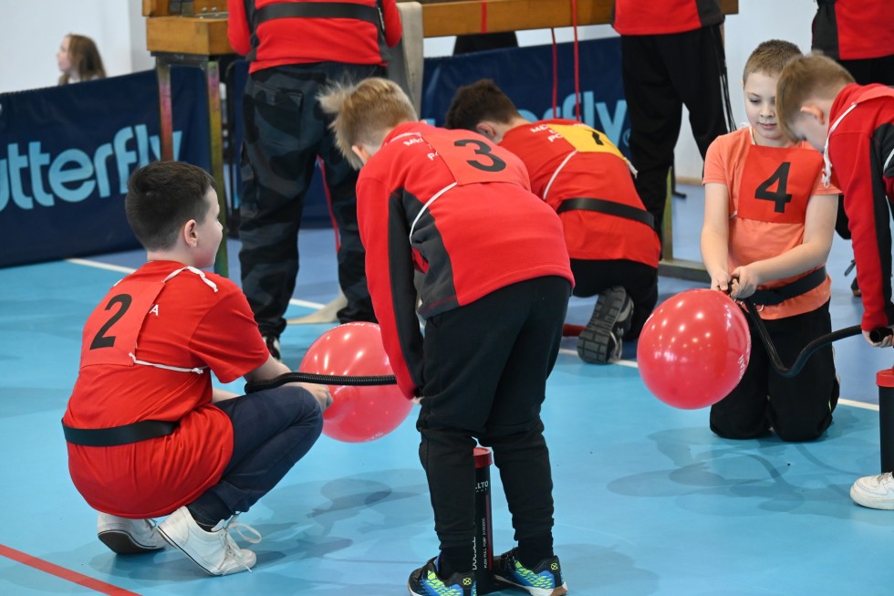 Powiat nowodworski. Za nami I Halowe Dziecięce Zawody Sportowo-Pożarnicze – poznajcie zwycięzców.