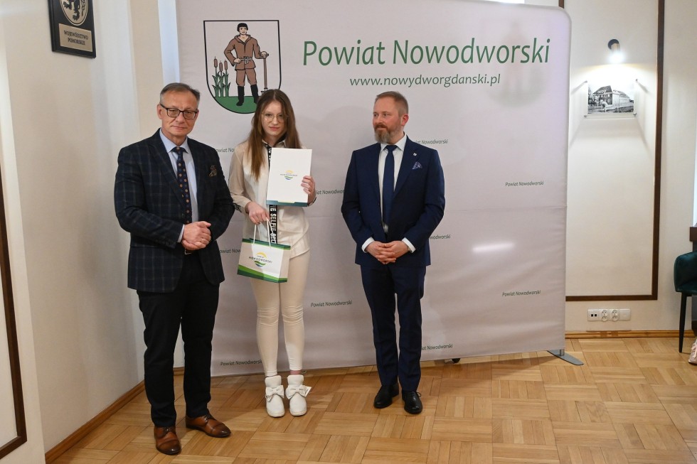 Nowy Dwór Gdański. Wręczono nagrody dla najlepszych sportowców powiatu.