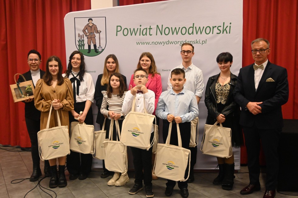 Nagrody Starosty Nowodworskiego 2023 wręczone. Kto je otrzymał?