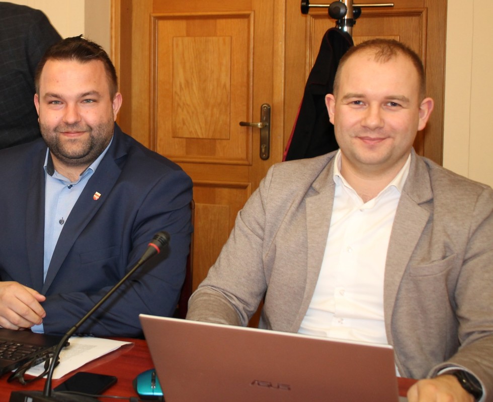 Sztum. Ostatnia sesja Rady Powiatu i medale dla zasłużonych.