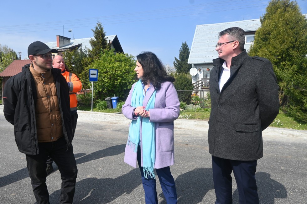 Powiat nowodworski. Końcowy odbiór przebudowanej drogi powiatowej w Wiśniówce.