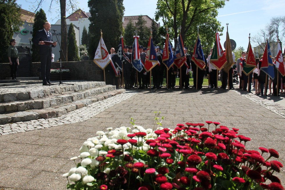 Sztum. Obchody 233. rocznicy uchwalenia Konstytucji 3 Maja.
