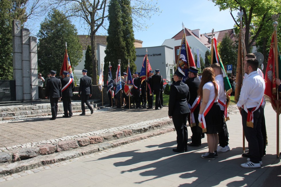 Sztum. Obchody 233. rocznicy uchwalenia Konstytucji 3 Maja.