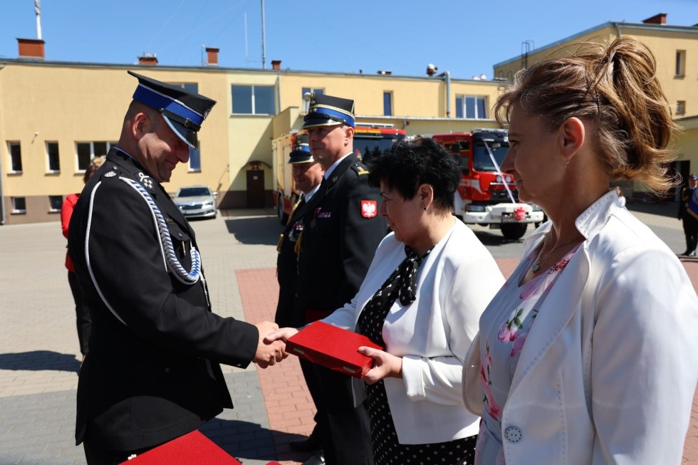 Powiat sztumski. Dzień Strażaka i przekazanie nowych wozów dla OSP Mikołajki Pomorskie i OSP Stary Targ.