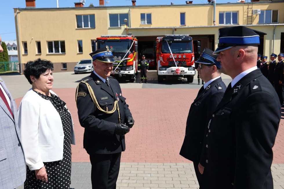 Powiat sztumski. Dzień Strażaka i przekazanie nowych wozów dla OSP Mikołajki Pomorskie i OSP Stary Targ.