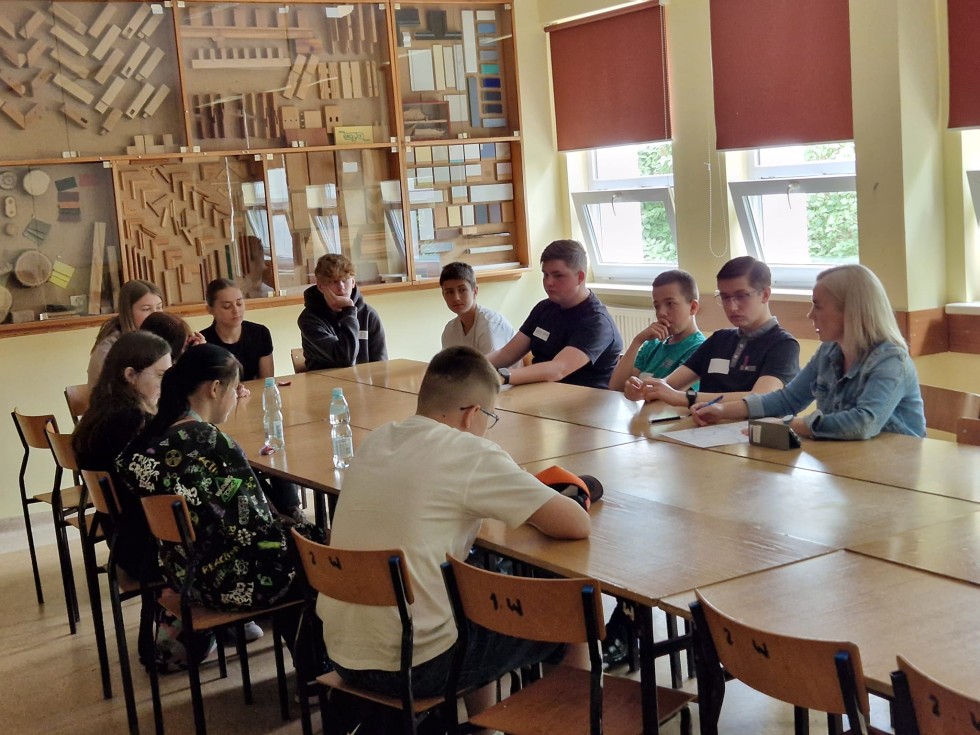 Jak usprawnić polskie szkolnictwo? - Debata dla Edukacji w Barlewiczkach.