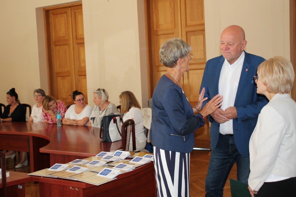 Sztum. Złote czepki dla najbardziej zasłużonych pielęgniarek.
