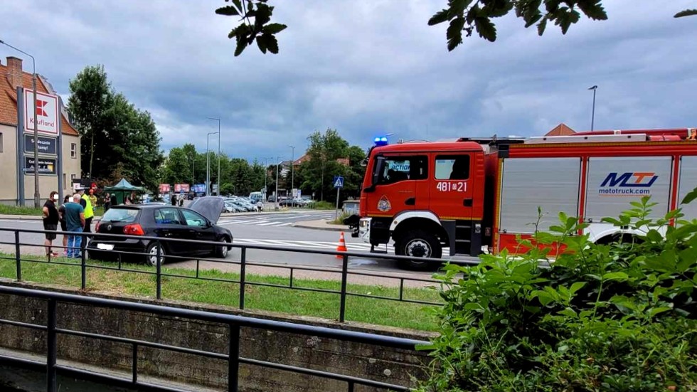 Malbork. Kolizja dwóch Volkswagenów na skrzyżowaniu ulic Kopernika i Mickiewicza.