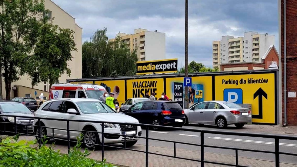 Malbork. Kolizja dwóch Volkswagenów na skrzyżowaniu ulic Kopernika i Mickiewicza.