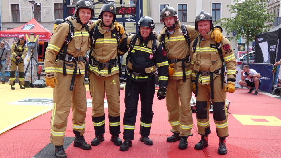 Sztum. Mł. kpt. Piotr Spiżewski srebrnym medalistą Mistrzostw Polski i Europy FireFit.