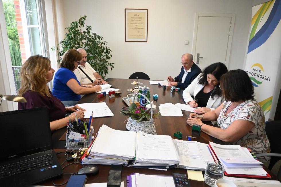 Powiat nowodworski. Wkrótce remont w WTZ w Jantarze – umowa podpisana.