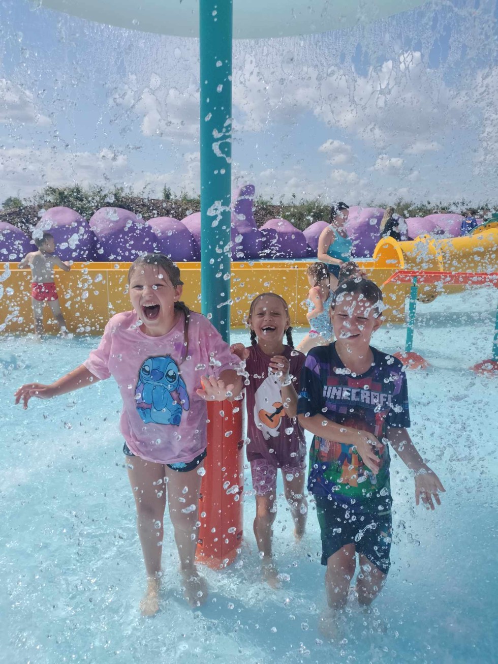 Wakacyjne przygody dzieci i młodzieży z gminy Miłoradz.