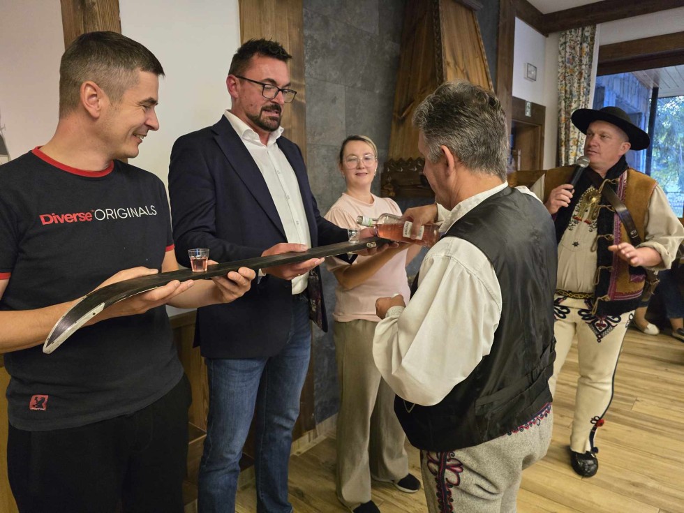 Gmina Miłoradz. Seniorzy odwiedzili zimową stolicę Polski – Zakopane.