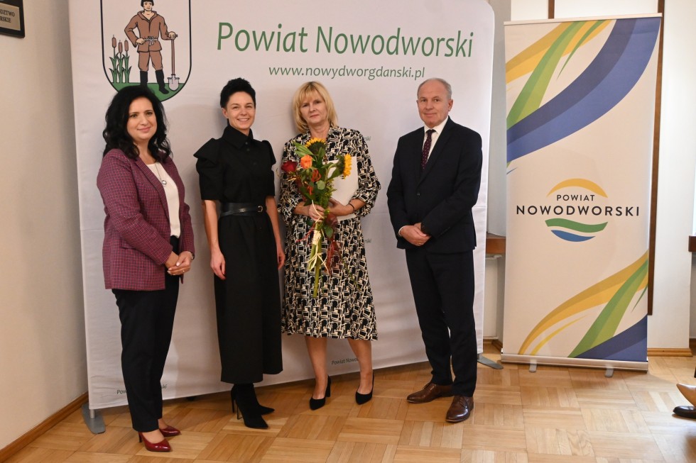 Nowy Dwór Gdański. Dzień Edukacji Narodowej i nagrody dla nauczycieli.