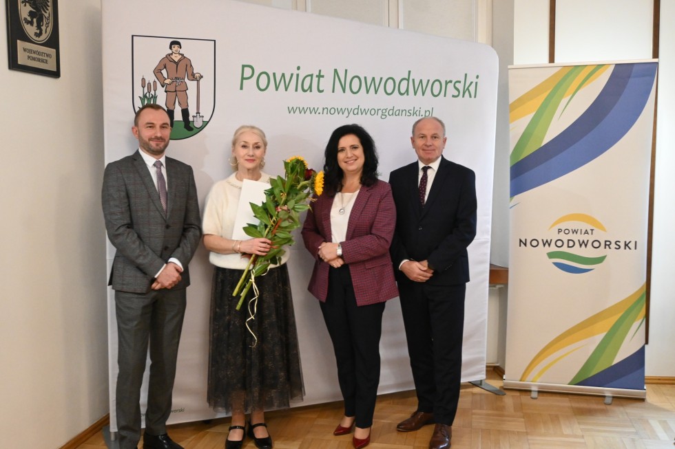 Nowy Dwór Gdański. Dzień Edukacji Narodowej i nagrody dla nauczycieli.