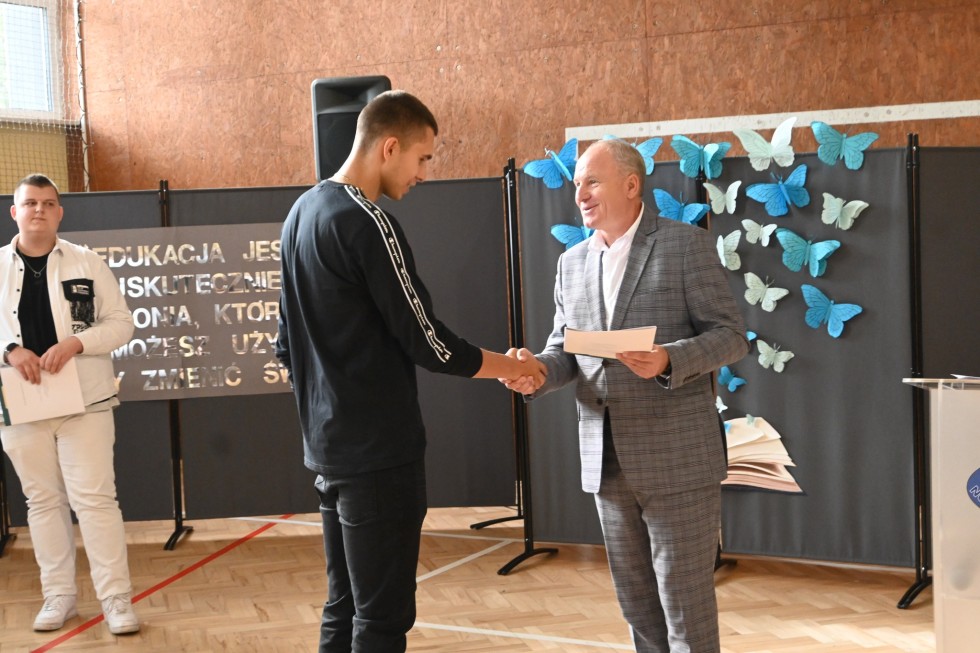 Nowy Dwór Gdański. Uroczystości z okazji Dnia Edukacji Narodowej.