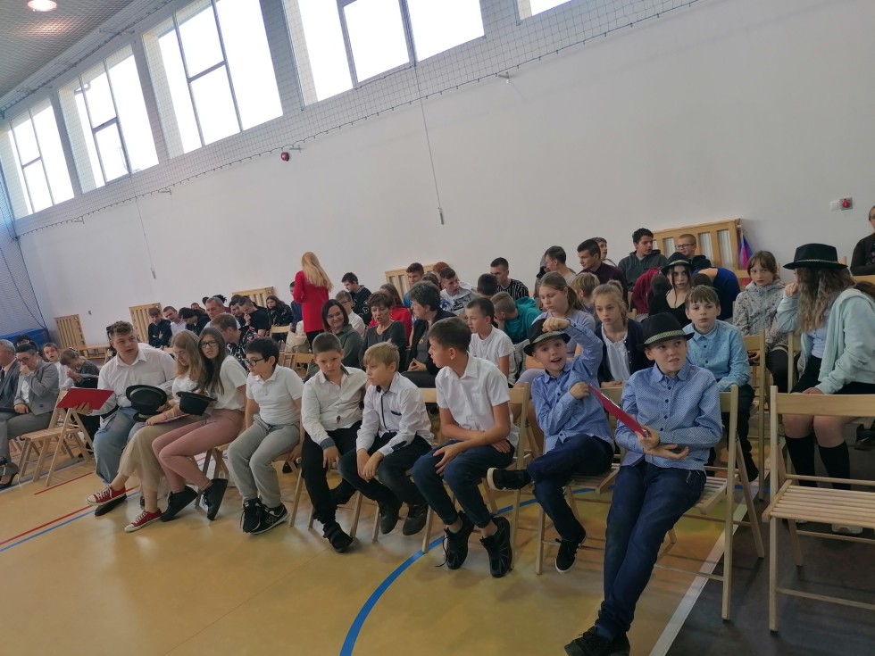 Powiat sztumski. Dzień Edukacji Narodowej i stypendia starosty.