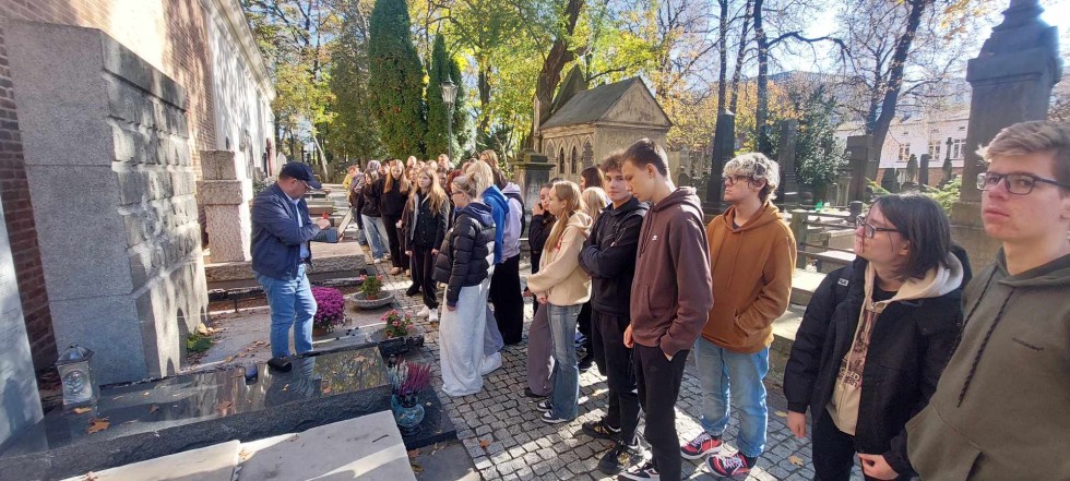 Malbork. Podróże z klasą uczniów Technikum nr 3 – tym razem zwiedzili stolicę Polski.