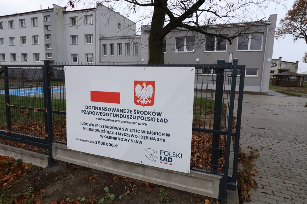 Gmina Nowy Staw. W Dębinie SHR przebudowano świetlicę wiejską.