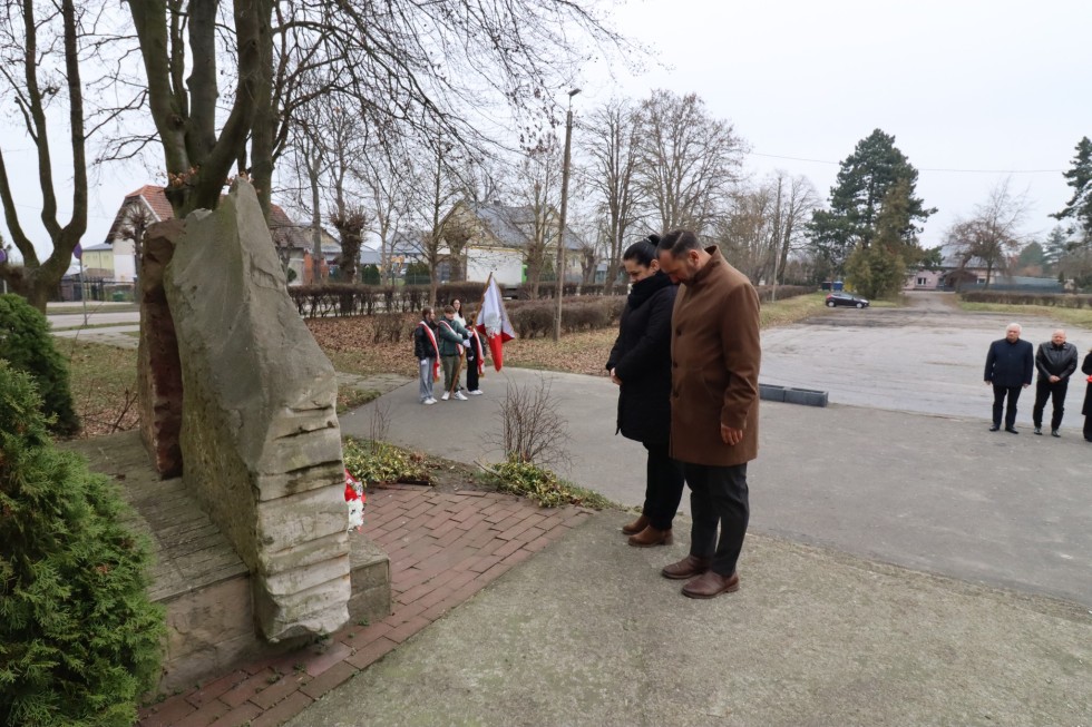 Upamiętnienie 80. rocznicy zakończenia działań wojennych w Nowym Stawie.