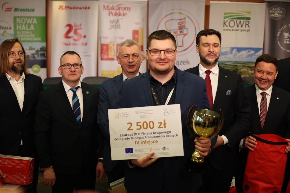 Mieszkaniec Gminy Miłoradz Maksymilan Paprot wśród laureatów Ogólnopolskiej Olimpiady Producentów Rolnych