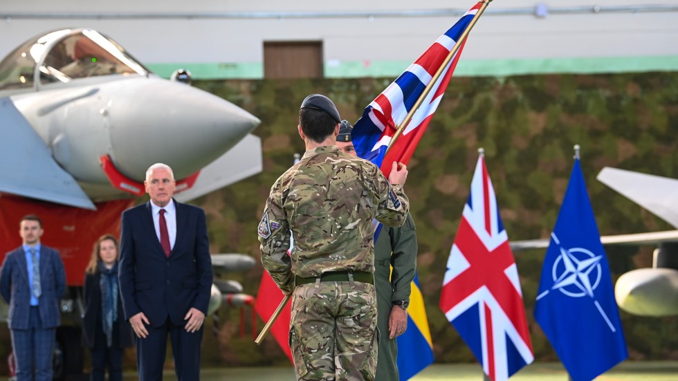 Pierwsza misja Air Policing Szwecji nad Bałtykiem – solidarność NATO w działaniu.