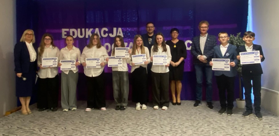 Spójrzcie na edukację z innej perspektywy - konkurs krasomówczy w Sztutowie.