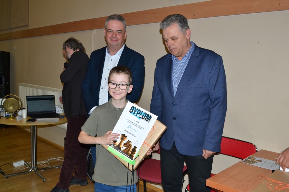 Wiosenny Turniej Szachowy o Puchar Wójta Gminy Stare Pole – znamy zwycięzców królewskiej gry.