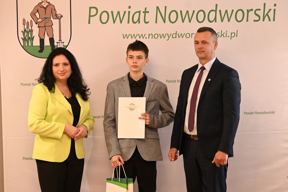 Jubileuszowa Gala Sportu Powiatu Nowodworskiego – nagrody dla najlepszych sportowców 2024 roku.
