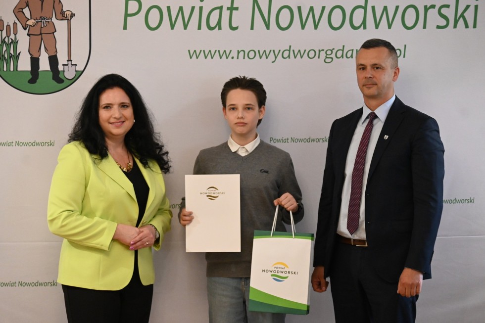 Jubileuszowa Gala Sportu Powiatu Nowodworskiego – nagrody dla najlepszych sportowców 2024 roku.