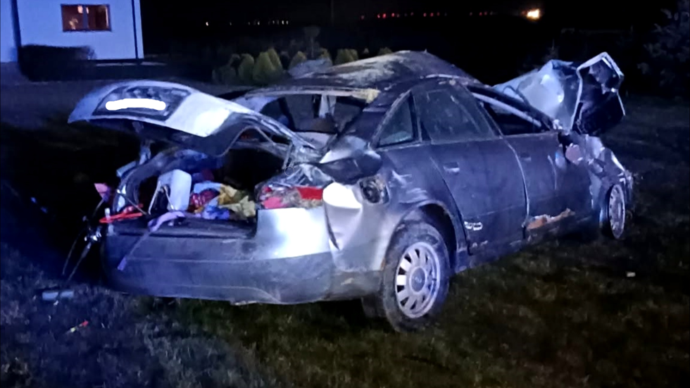 Groźnie, ale bez ofiar – wypadek na DK55 w Dębinie.