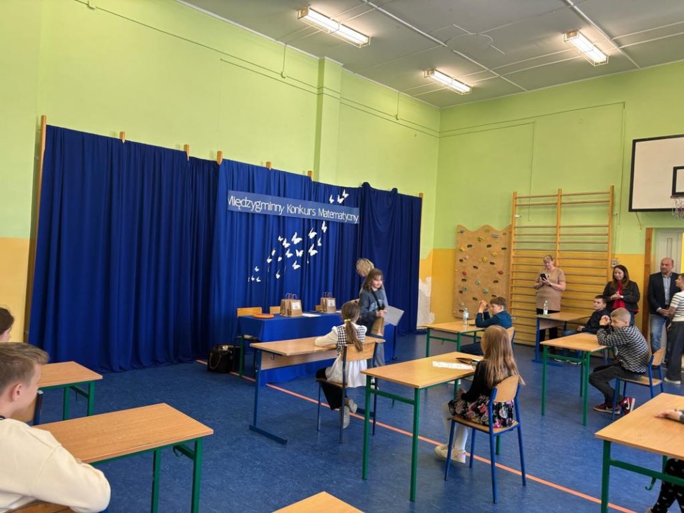 Matematyczne zmagania w Starym Polu – Międzygminny Konkurs szkół podstawowych.