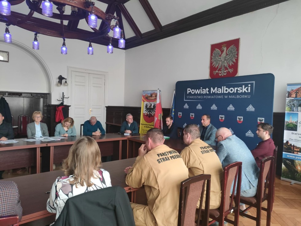 Bezpieczeństwo w centrum uwagi – dwa ważne spotkania w Starostwie Powiatowym w Malborku.