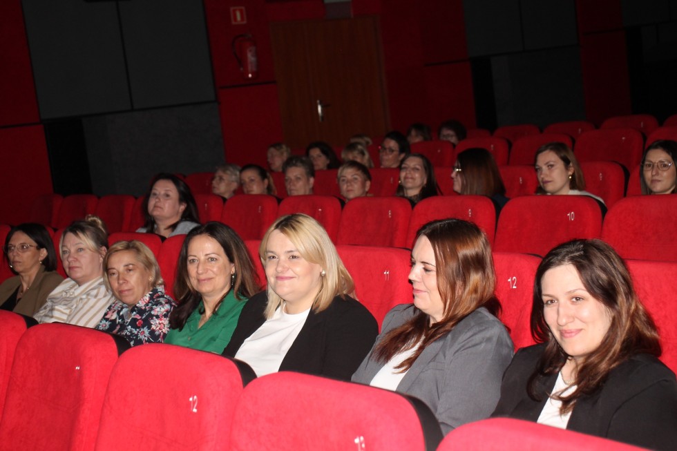 Rodzicielstwo zastępcze – szansa na nowe życie. W Sztumie odbyła się konferencja.
