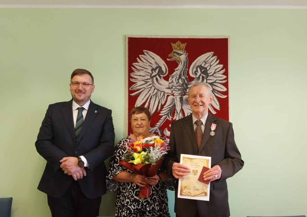 Złote Gody w Gminie Sztutowo – trzy pary odznaczone Medalami za Długoletnie Pożycie Małżeńskie.