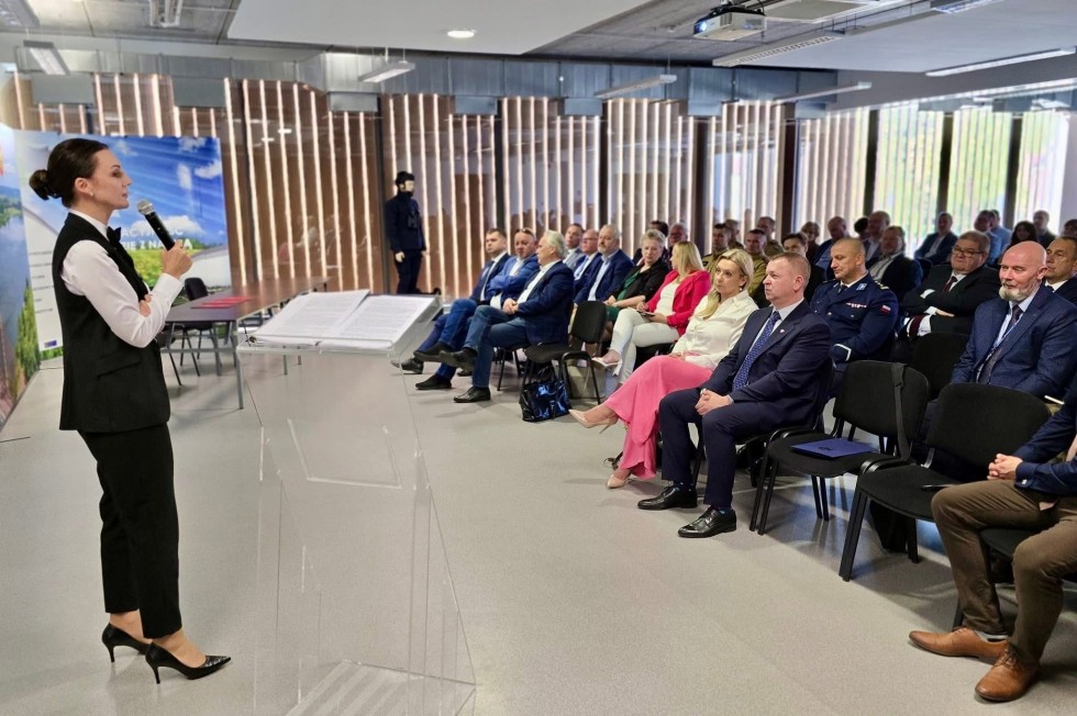 Powiaty łączą siły dla bezpieczeństwa – nowy etap współpracy w regionie.