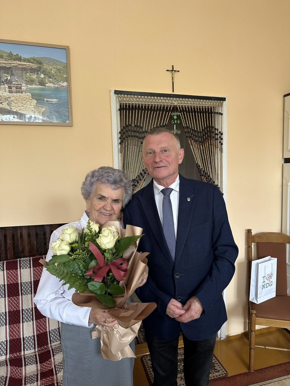 90. lat minęło - pani Jadwiga Konopka świętuje wyjątkowy jubileusz.