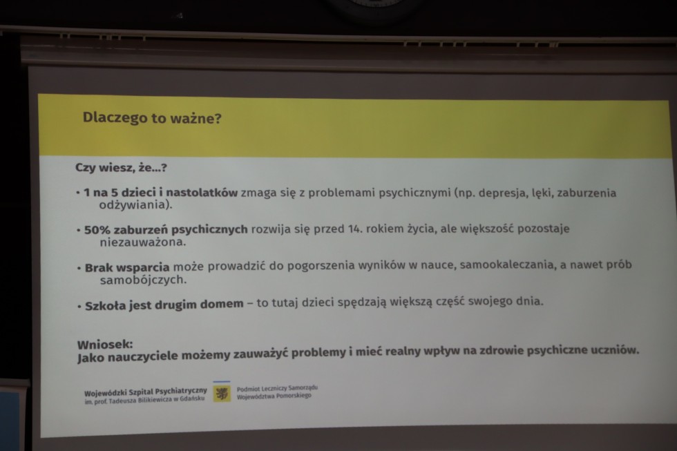 Akademia poMOCY w powiecie sztumskim – jak wspierać dzieci w kryzysie psychicznym?