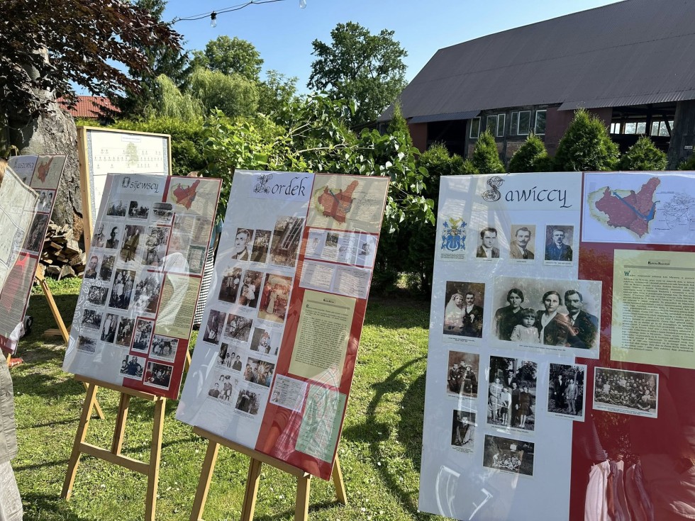 Z Wołynia na Żuławy – 80. lat historii, wspomnień i wdzięczności.