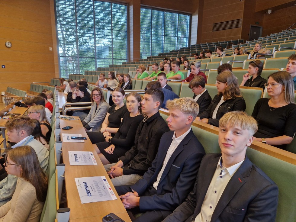 Uczniowie z Nowego Dworu Gdańskiego na gali finałowej Startup dla Zawodowców.