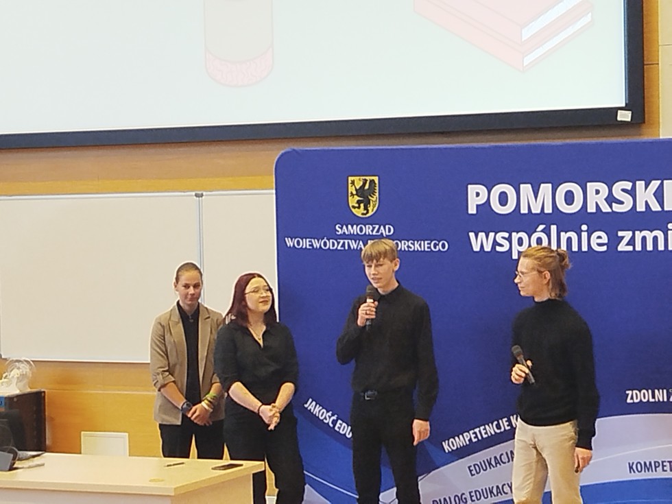 Uczniowie Zespołu Szkół Technicznych w Malborku w finale konkursu Startup dla Zawodowców.