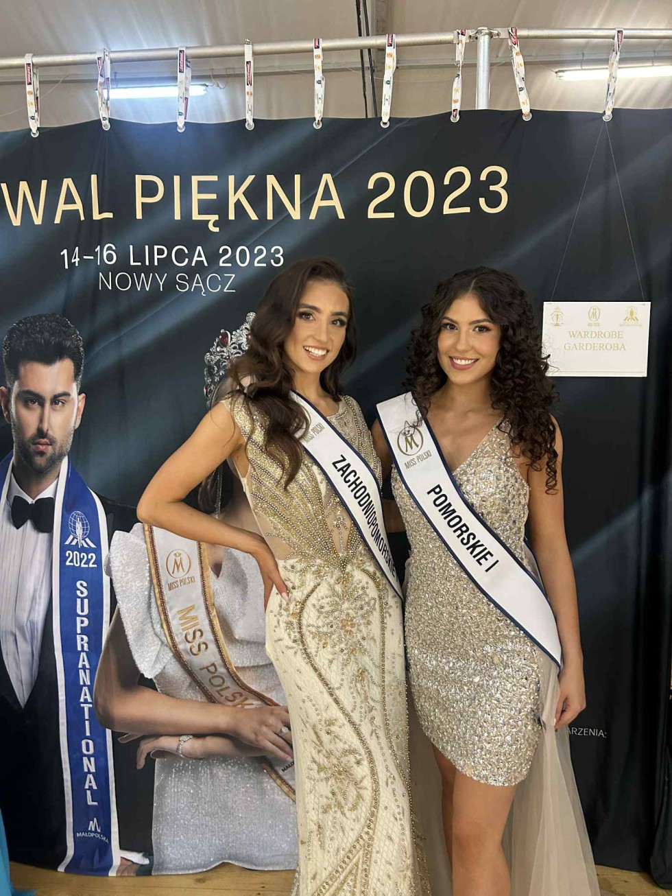 Karolina Hajdukiewicz czesała finalistki Miss Polski 2025 i uczestniczki międzynarodowego konkursu piękności.
