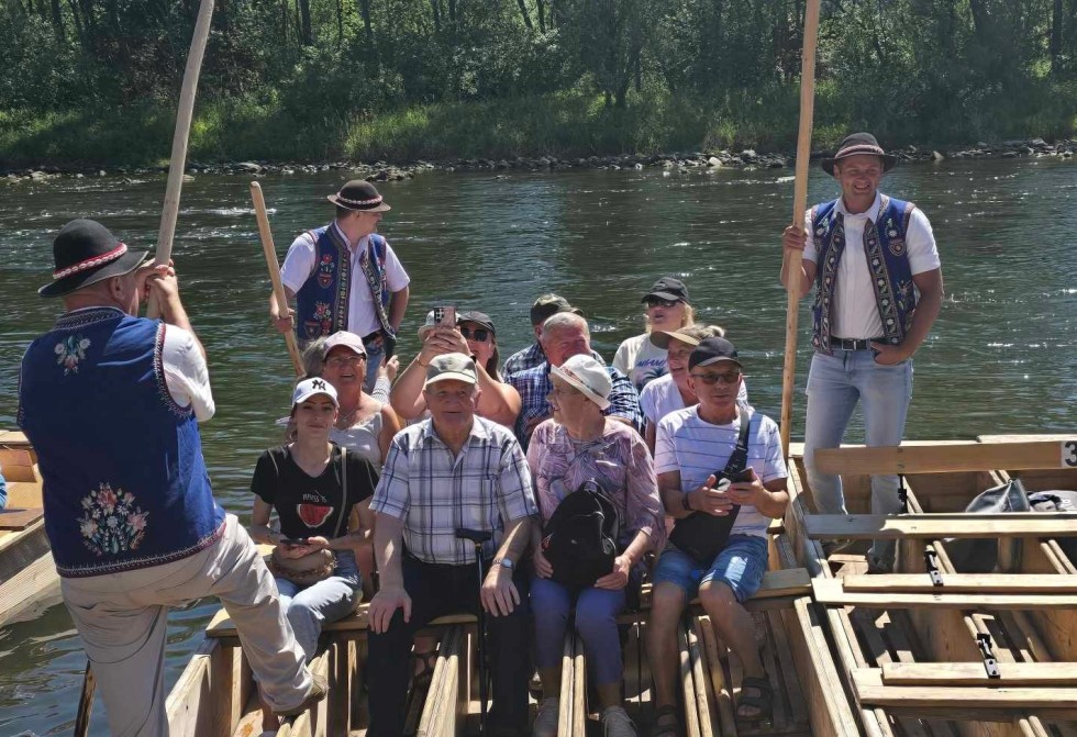 Seniorzy z gminy Miłoradz na niezapomnianej wycieczce w Szczawnicy.