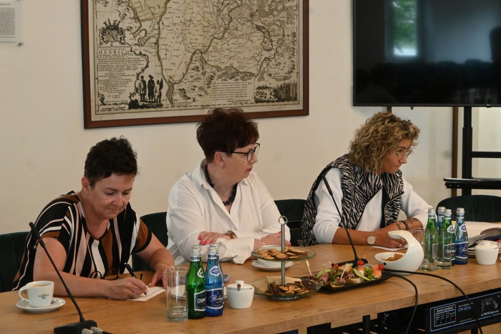 Spotkanie władz powiatu nowodworskiego z samorządowcami.