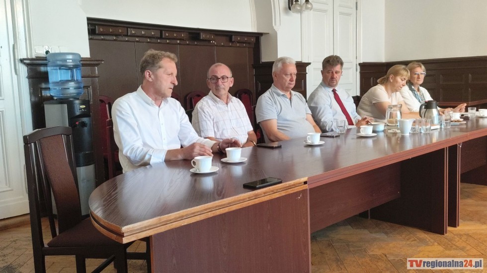 Podsumowanie działań po ulewach: posiedzenie Powiatowego Zespołu Zarządzania Kryzysowego w Malborku. Wideo